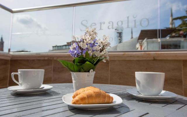 Seraglio Hotel & Suites