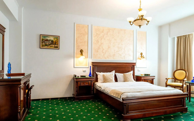 Victoria Hotel