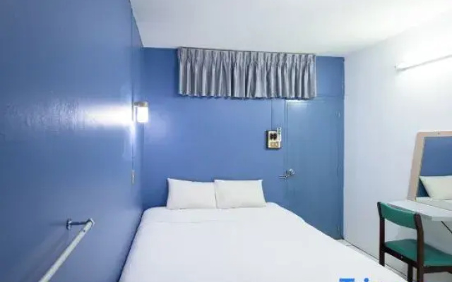 V House Nakhon Hotel