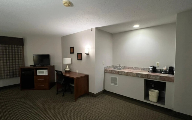 Country Inn & Suites By Radisson, Battle Creek, MI