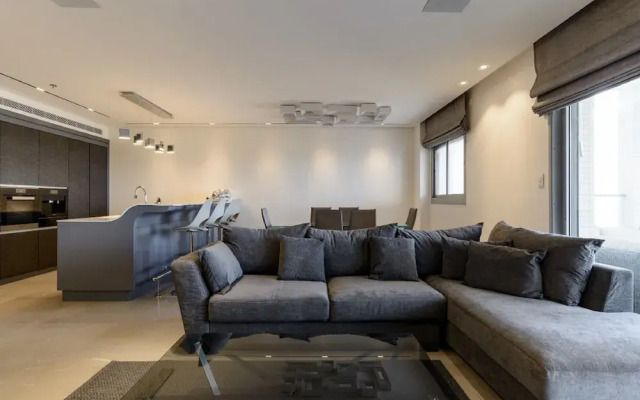 Stav Rentals Tel Aviv Sea View Apartment