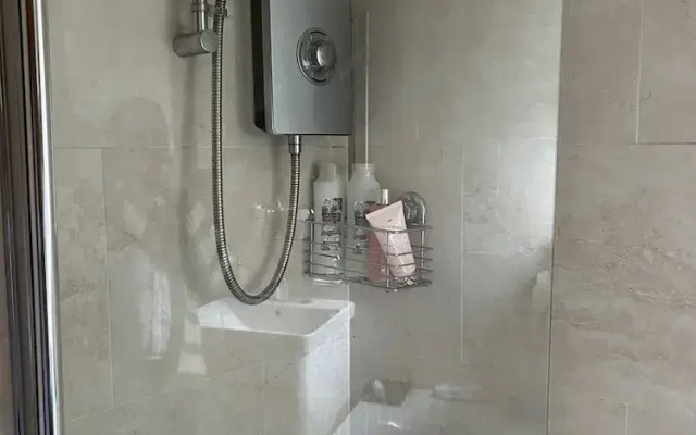 6guests-parking-petsok-familyfriendly-garden