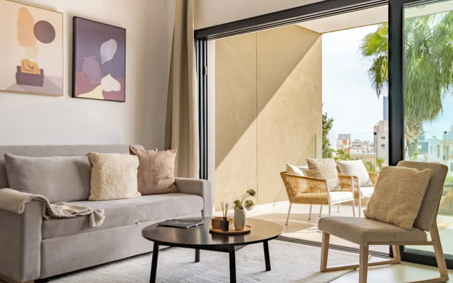 Sanders Breeze Limassol