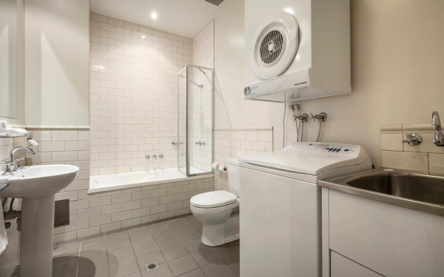 Launceston Central Apartment Hotel