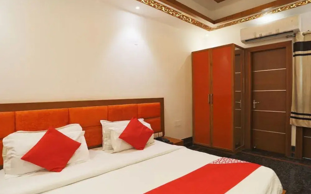 OYO 15183 JJK Home Stay