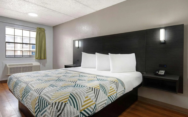 Motel 6 San Antonio, TX - Northwest Medical Center