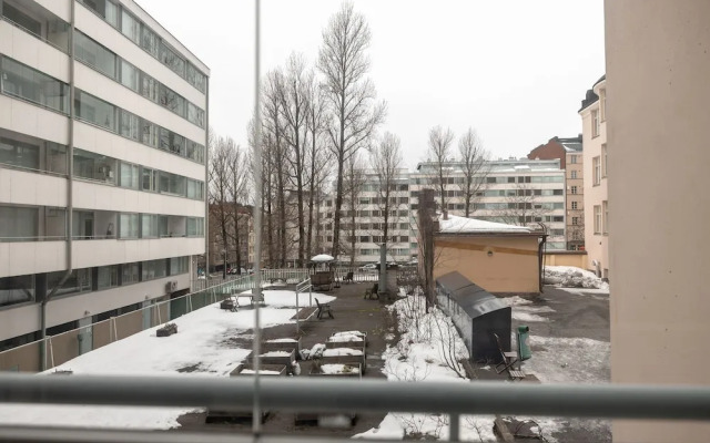 2ndhomes Cozy 1BR Apartment with Balcony