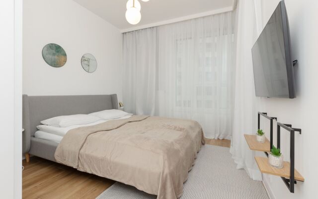 Spacious Apartment by Renters