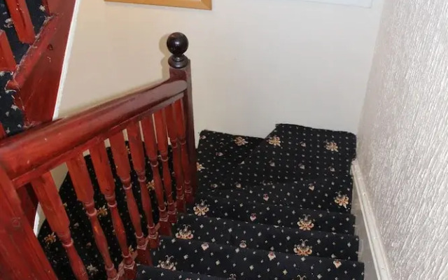 The Middlegate Hotel