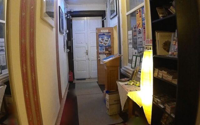 Europa Centerpoint Guesthouse