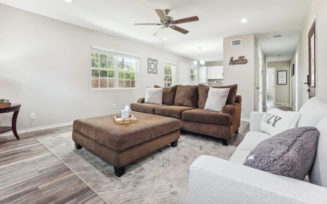 Spacious San Antonio Retreat w/ Private Patio!