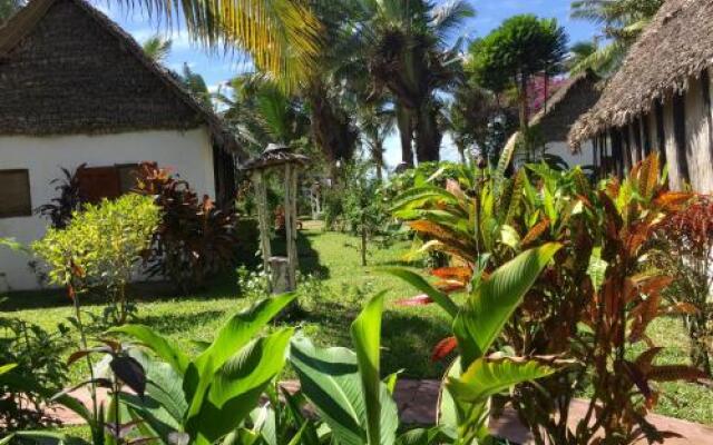 Hôtel Lodge La Pirogue Mahambo