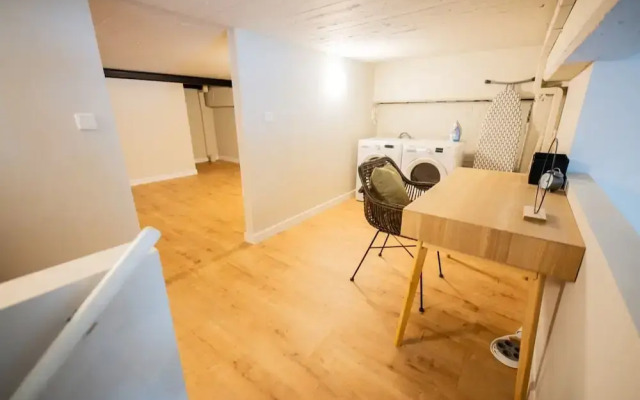 3 Bedroom Serviced Apartment -bsh-