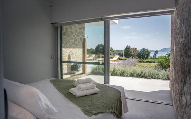 Varko Luxury Suites
