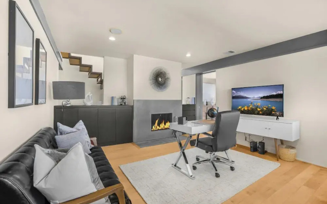 Solara Point - Sunset to Skyline With Pool & Epic Views