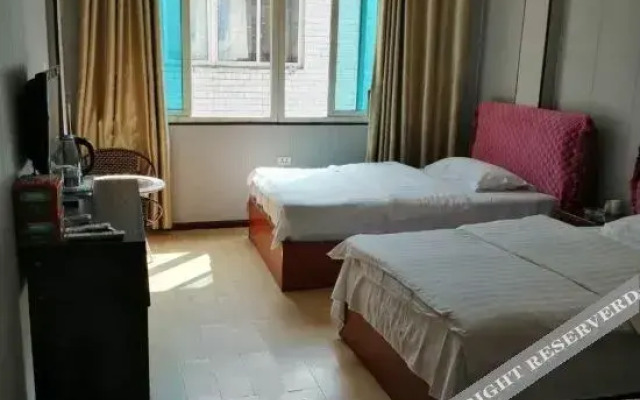Pingba 168 Business Hotel