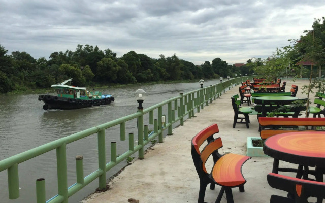 Toh Buk Seng Riverside