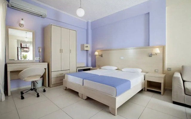 Giorgi's Blue Apartments