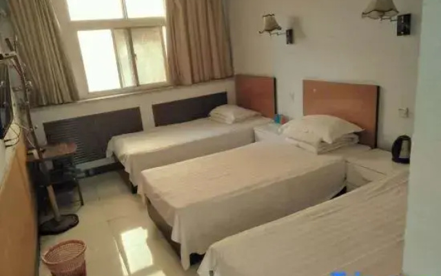 Xingyang Hualian Guesthouse