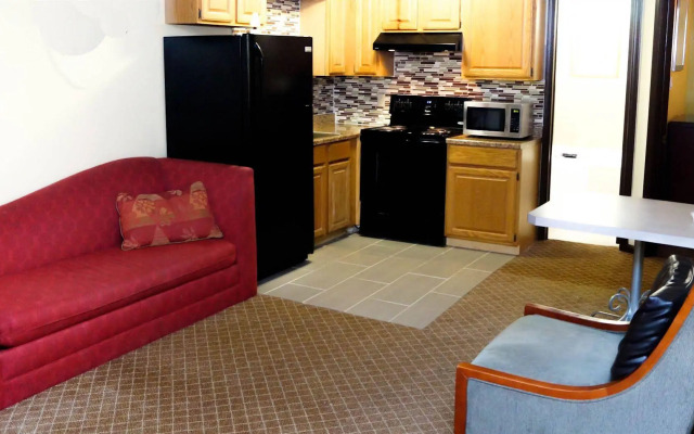 Sullivan Trail Inn & Suites