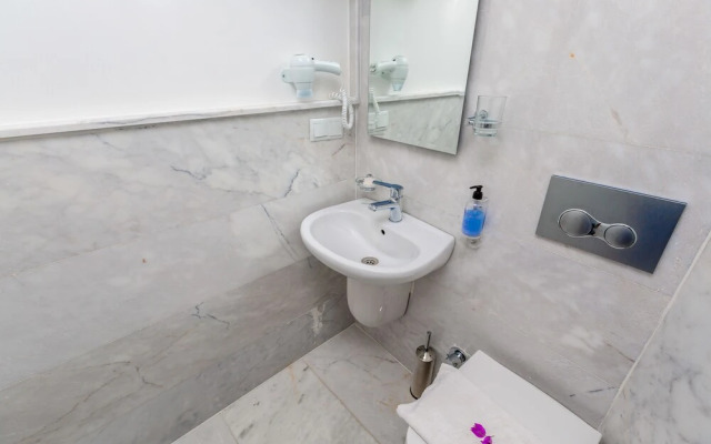 Defne Hotel
