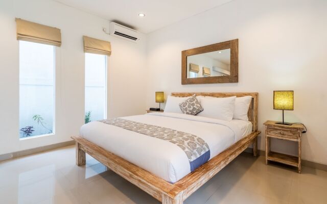 Montana Berawa Villa by Betterplace