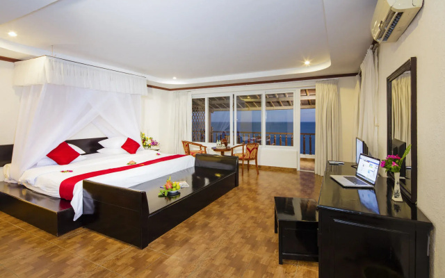 Rock Water Bay Beach Resort & Spa