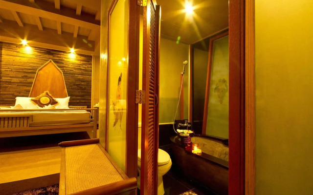 Khum Jao Luang Boutique