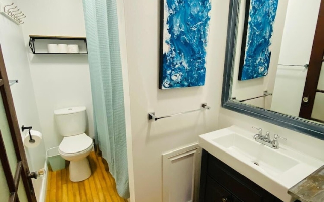 Cozy and Spacious 3BR Apt in Waterloo