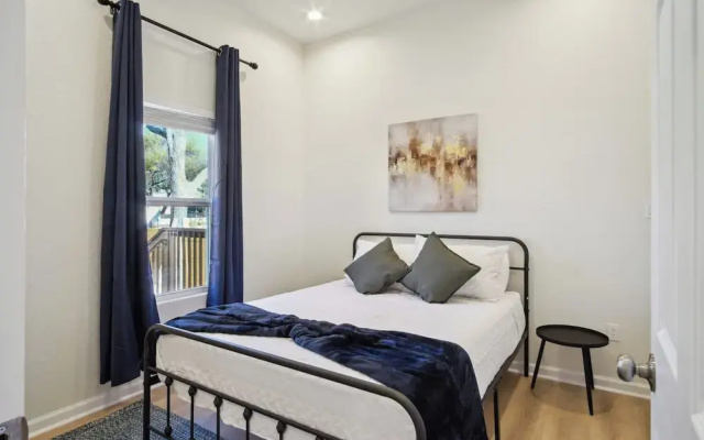 Blissful 5br/3ba Haven Near Riverwalk & Downtown!