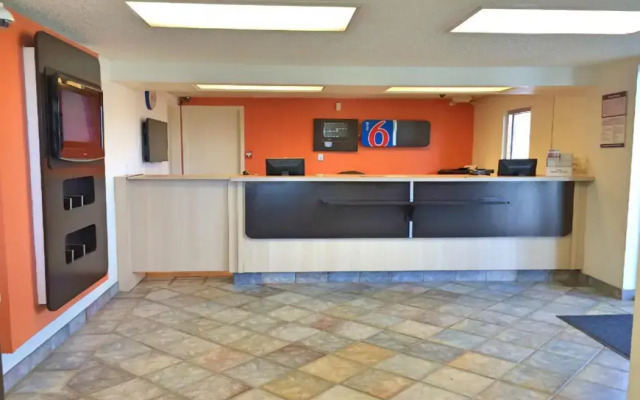 Motel 6 Jackson, MS