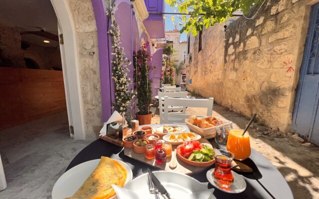 Selavi Hotel