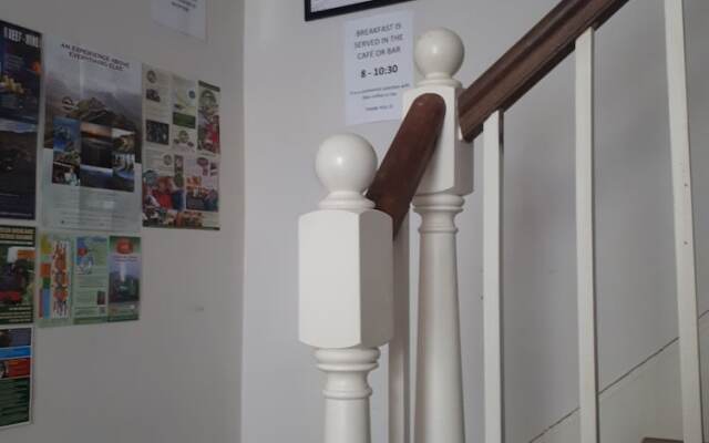 Ty Glyndwr Bunkhouse Bar and Cafe - Hostel
