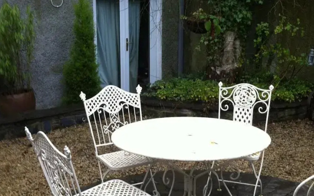 Moate House Accomodation