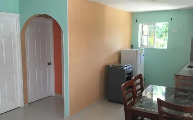 Bellas Place