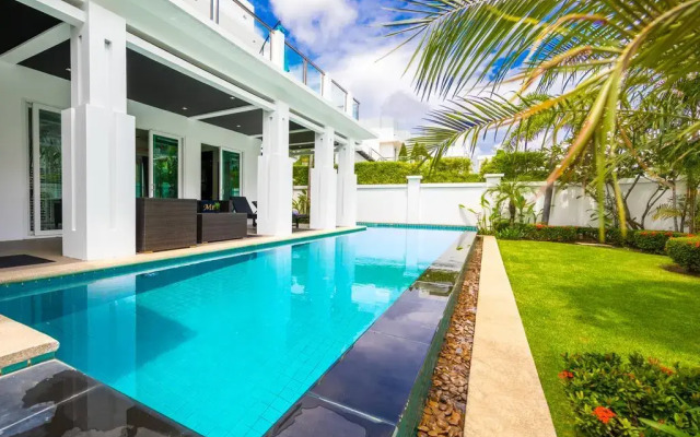 Hollywood Pool Villa Jomtien Pattaya