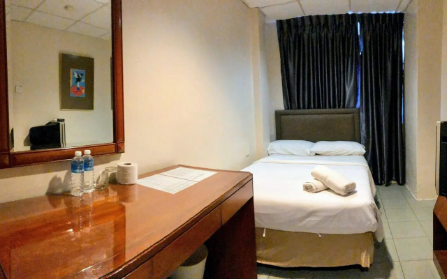 Golden Court Hotel @ Taman Pelangi