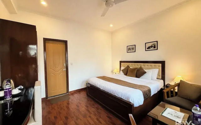Hotel sunny cot