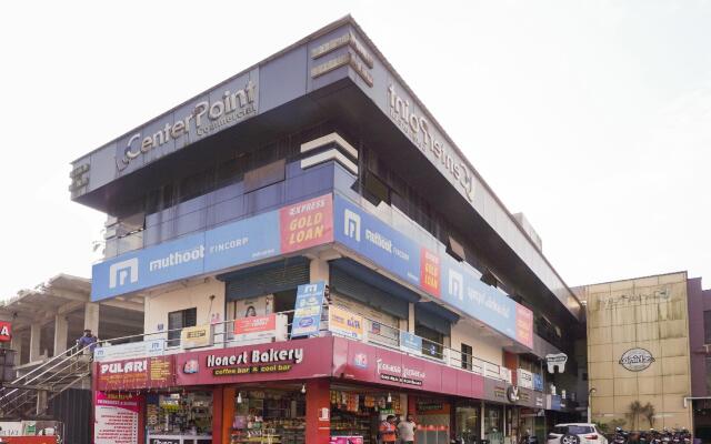 OYO 65447 Taj Residency