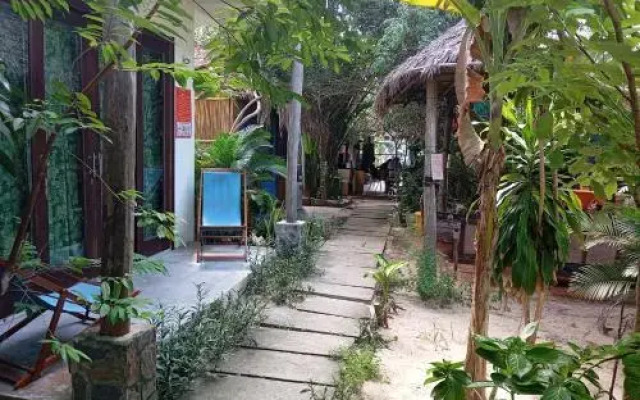 The Seaside Bungalow