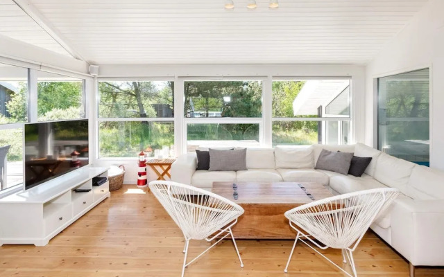 10 Person Holiday Home in Fjerritslev