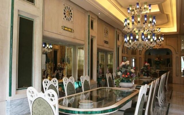 Grand Hills Hotel & Spa