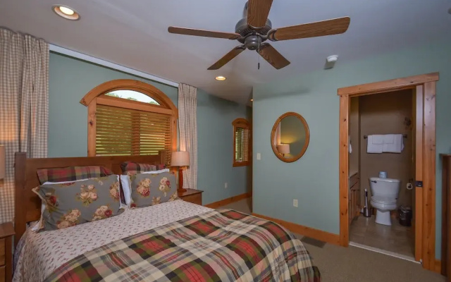 Coppertop Lodge Four Bedroom Holiday Home