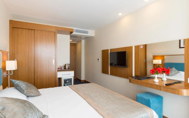 Marpessa Blue Beach Resort & SPA Hotel