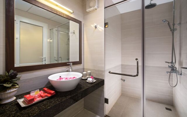 Silk Flower Hotel & Spa