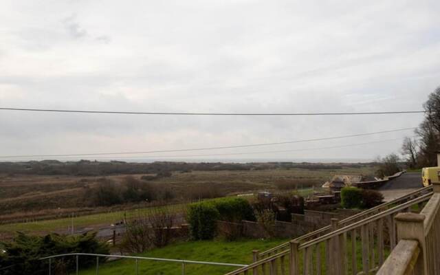 Llanmiloe Bach 2
