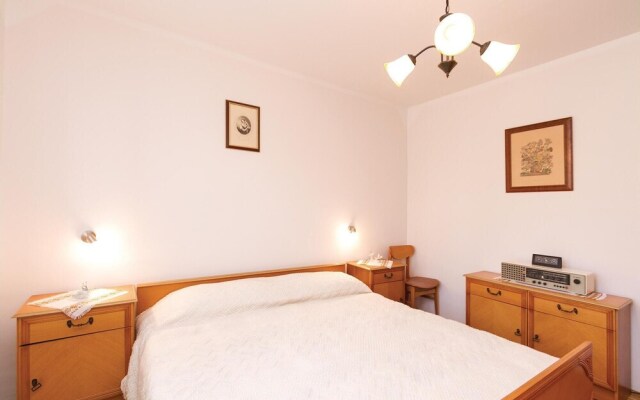 Stunning Apartment in Fazana With 2 Bedrooms and Wifi