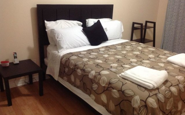 Oxford Furnished Apartments, Mississauga