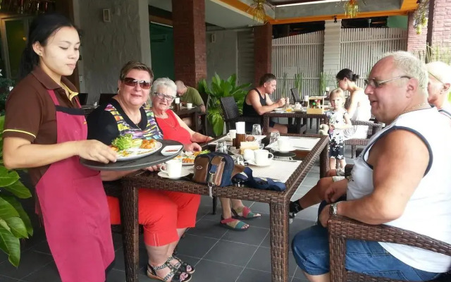 Purimas Resortel