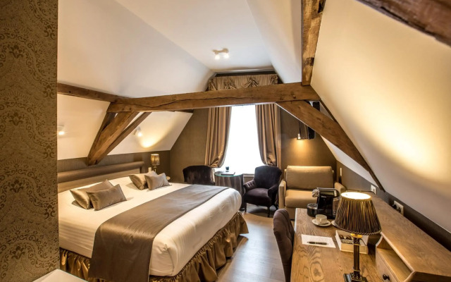 Hotel de Castillion